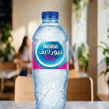 مياه معدنية صغيرة